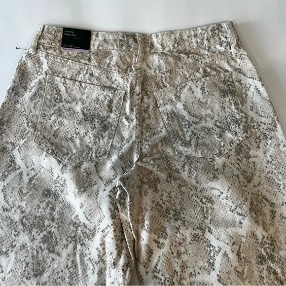 NWT Wild Fable Snakeskin Pattern Baggy Jeans- Size 10 - Picture 3 of 11